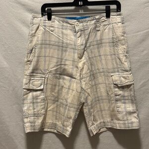 PLUGG Mens White Blue Plaid Cargo Shorts Flat Front Cotton Mid Rise Sz 30 Preppy